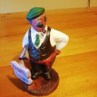 Tipico mafiosetto siculo. 