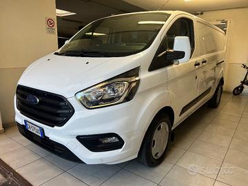 FORD Transit Custom 300L2H1 2.0 EcoBlue 130 aut.