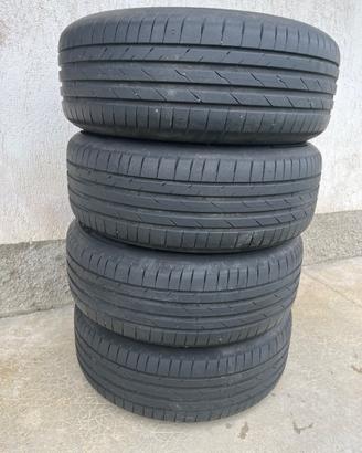 Gomme Hankook 235/55 R18 100V