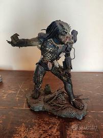 PREDATOR MCFARLANE STATUA COLLEZIONE 