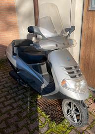 Piaggio Hexagon 250 GT