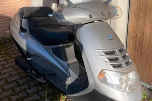 Piaggio Hexagon 250 GT