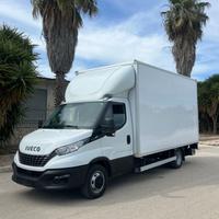 Iveco daily furgone e sponda Euro6