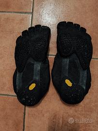 Vibram FiveFingers modello Signa taglia 37