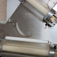 Stendipizza Professionale a 2 Rulli Dilaminatrice