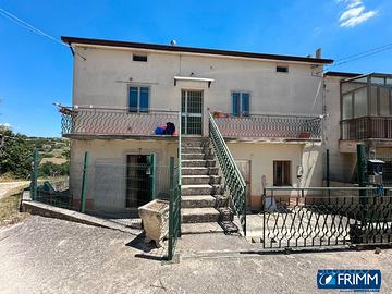 Casa semindipendente - San Giovanni in Golfo