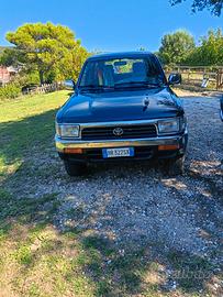 Toyota 4 runner anno 1991 km 220000