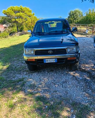 Toyota 4 runner anno 1991 km 220000