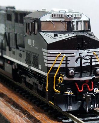 Locomotore Diesel ES44AC N&S 8115 Digital Sound Ho
