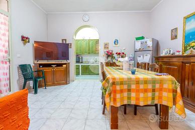 3 LOCALI A VILLABATE