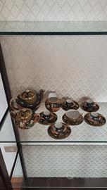 Set tazzine orientali e set di posate