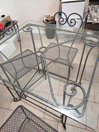 tavolo e sedie in ferro battuto cristallo 