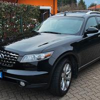 Infiniti Fx35 4x4 full optional  