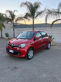 Renault Twingo pari al nuovo 1.0 benzina 125.000 k