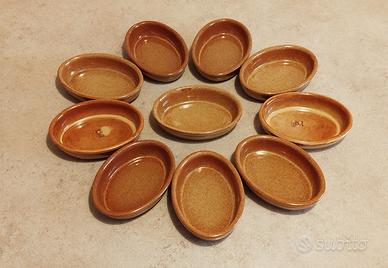 10 piccole ciotole artigianali in terracotta 