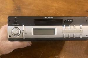 Autoradio vintage anni 90