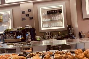 Attività / Licenza di 198 m² a Savona