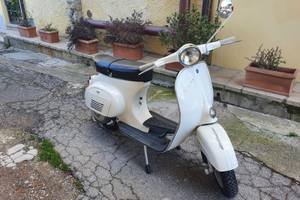 Vespa piaggio 125 primavera