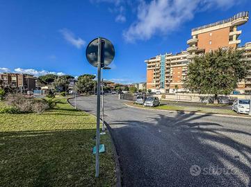 Appartamento di 80 m² con 3 locali e box auto a Ro