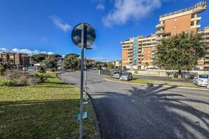 Appartamento di 80 m² con 3 locali e box auto a Ro