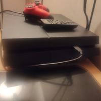 PS4 da 500mb in condizioni eccellenti