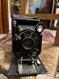 Fotocamera d’epoca a soffietto – anni ’20/’30