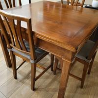 Mobili in stile francese, legno massello.