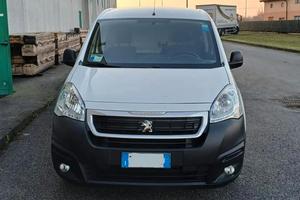 Furgone Peugeot Partner 120 cv