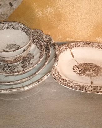 servizio in terracotta e ceramica fine 1800