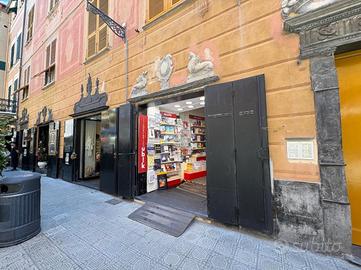 NEGOZIO A SESTRI LEVANTE