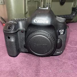 CANON EOS  5D MACK III   ANNO 2020