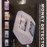 Money detector
