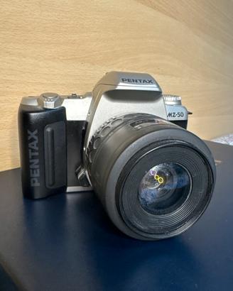 Pentax MZ-50~Reflex 35mm analogica