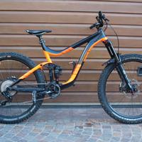 Giant 2019