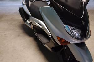 Yamaha T Max - 2003