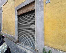 NEGOZIO A FRATTAMAGGIORE