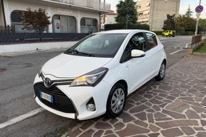 Toyota Yaris 1.0 5 porte Cool