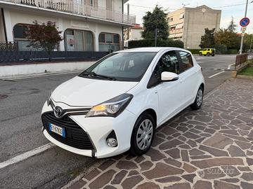 Toyota Yaris 1.0 5 porte Cool