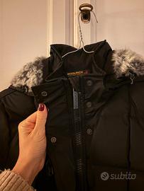 Giubbotto nero da donna, Woolrich
