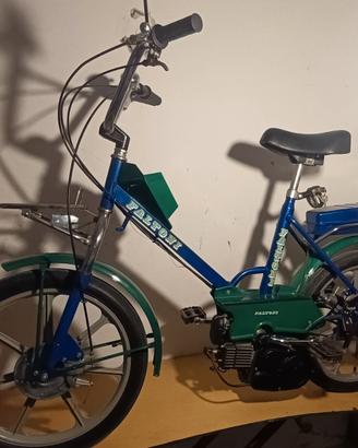 Bici con motore tipo Mosquito Verde e Blu