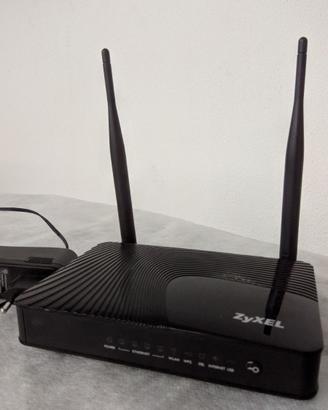 Router Adsl WiFi Zyxel AMG1312 T10B