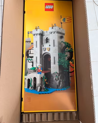 Lego 10305