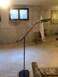 lampada a terra 