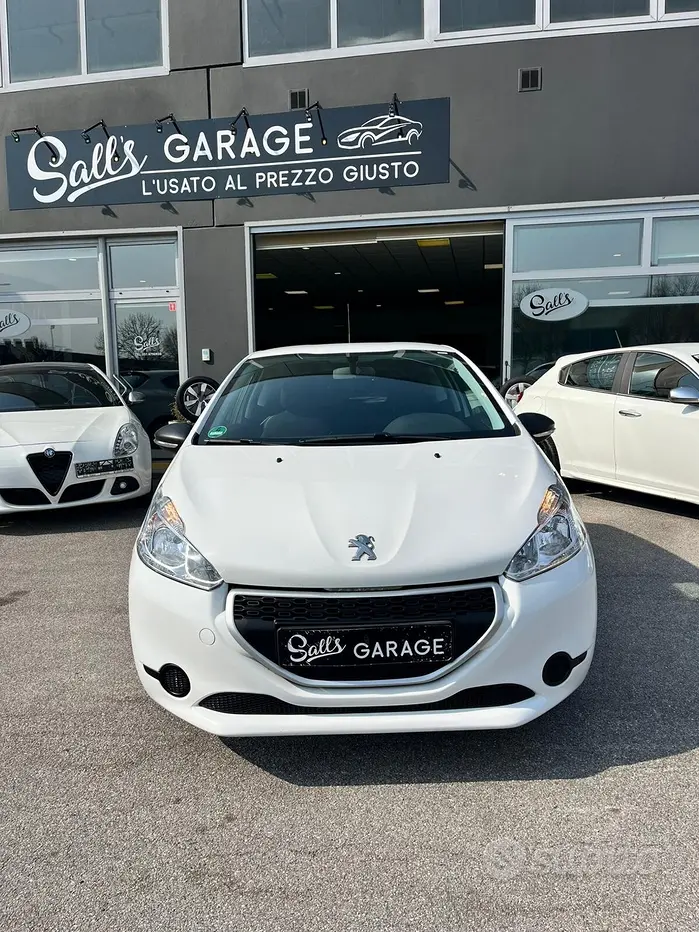 Peugeot 208 1° serie