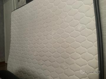 materasso matrimoniale 160/200 spessore 25cm