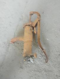 pompa acqua di una volta 