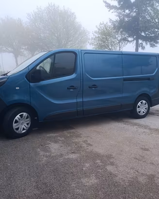 Opel Vivaro 1.6 BiTurbo 145CV 3 posti IVA esposta