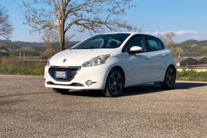 PEUGEOT 208  GPL