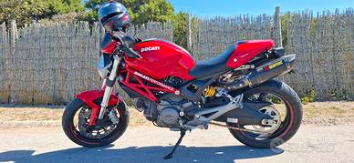 DUCATI MONSTER 696  abs
