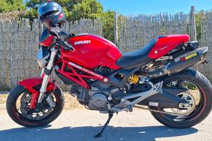 DUCATI MONSTER 696  abs